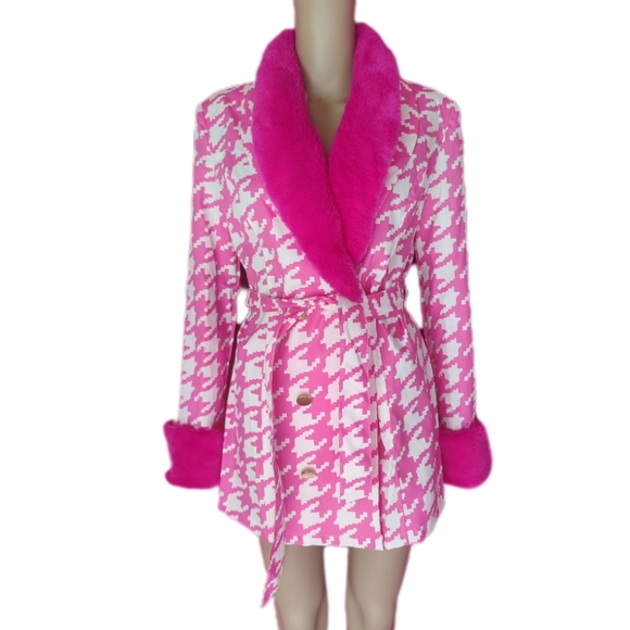 Fur Raincoat - Picture 3 of 10